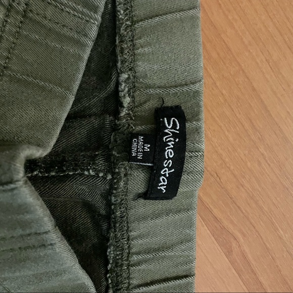 Womens Elastic Waistband Pants w/ Ankle Zippers. Size M - Picture 3 of 3